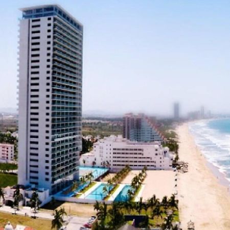 Beautiful 3 Bedroom, Fully Furnished, On The Beach 马萨特兰 外观 照片