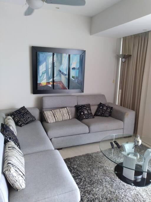 Beautiful 3 Bedroom, Fully Furnished, On The Beach 马萨特兰 外观 照片