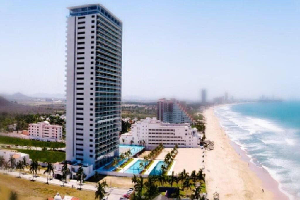 Beautiful 3 Bedroom, Fully Furnished, On The Beach 马萨特兰 外观 照片